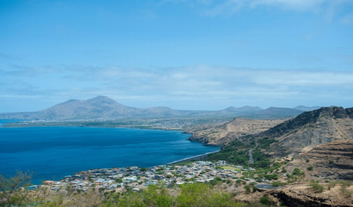 CABO VERDE-Combinado Histórico (Isla de Sal &Isla de Santiago) desde península