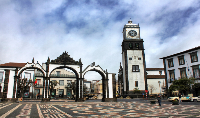 Fin de año TERCEIRA + SAO MIGUEL salida 31 de diciembre desde Madrid (7d/6n)